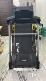 AEROFIT MOTORIZED THREADMILL