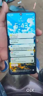 Vivo y200 5G 8+8 128 GB memory