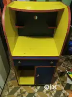 Computer table