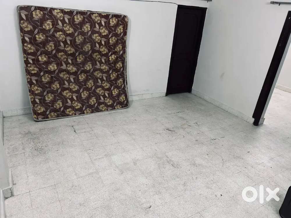 1 bhk flat    Rent- 9500