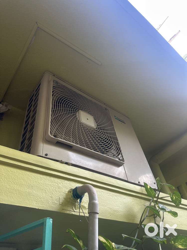 Daikin 2.25 ton