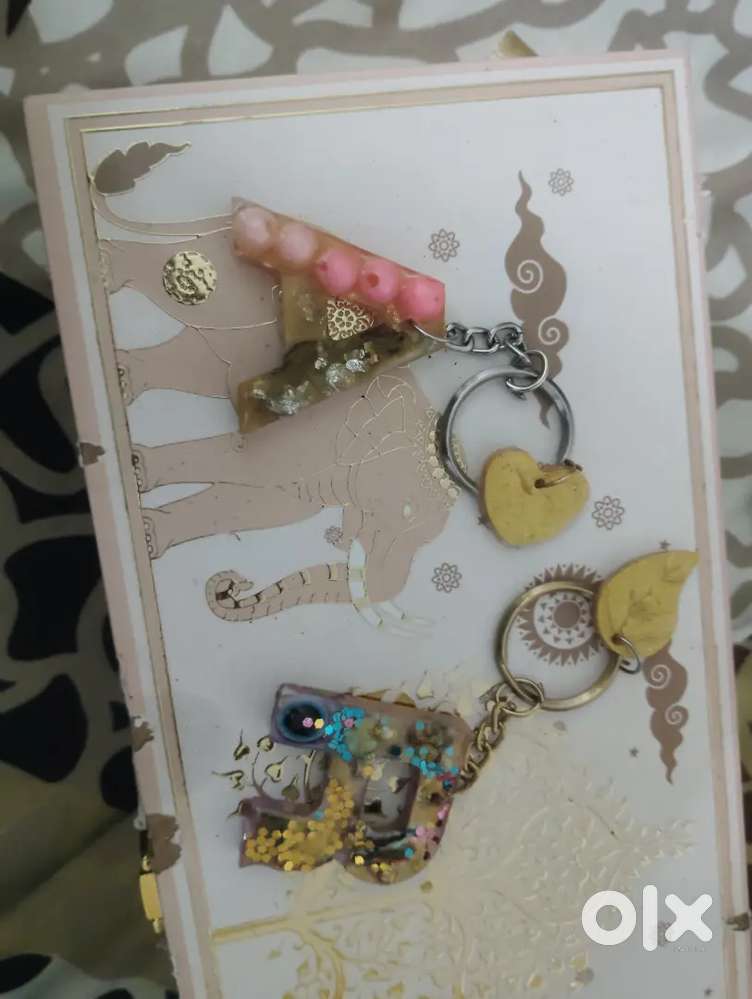 Resin key chain