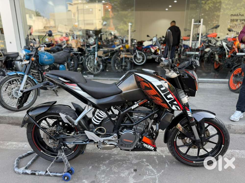 Ktm duke 200 single owner brand new condition