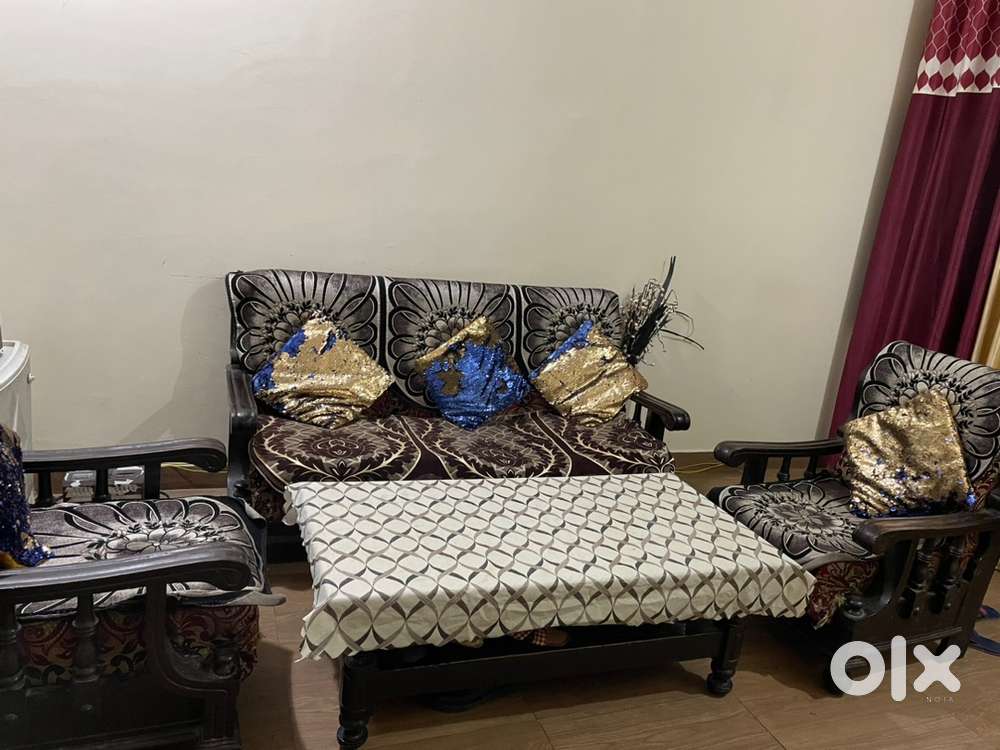Sofa 5 seater with table