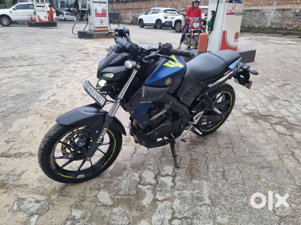 MT 15 in very good condition