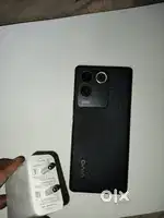 Vivo t2 pro 5g  (256gb) 9 mahina ka phone hai guarantee me 3 mahina