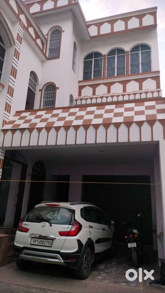1 Bedroom with Kitchen and bathroom with terrace Available for rent !!