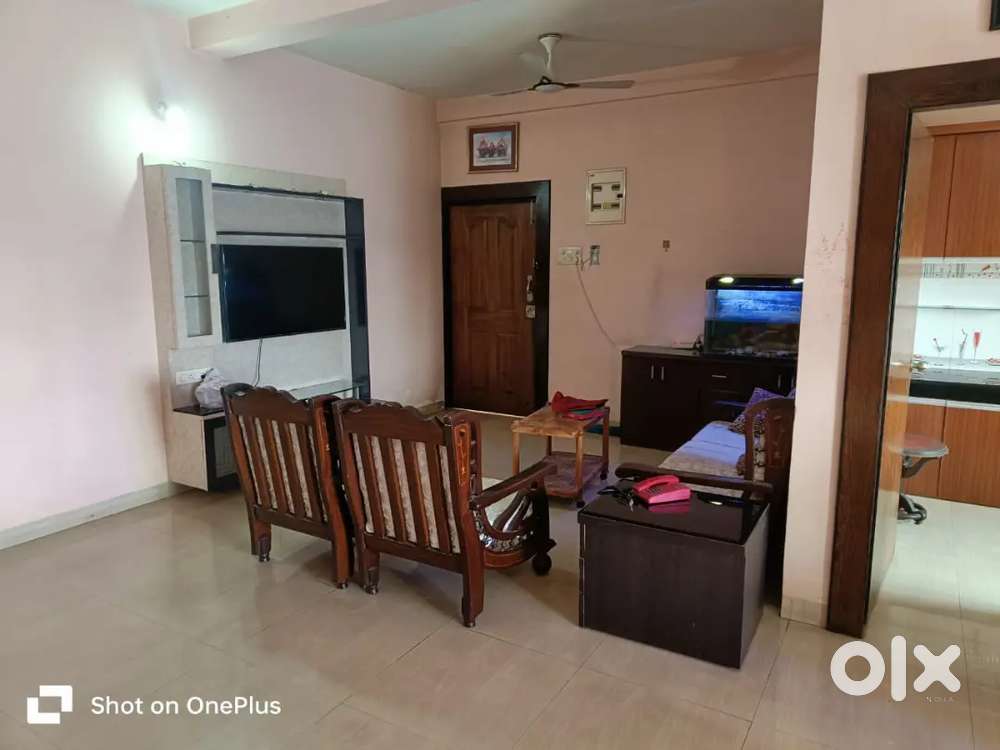 4bhk flat available at patia