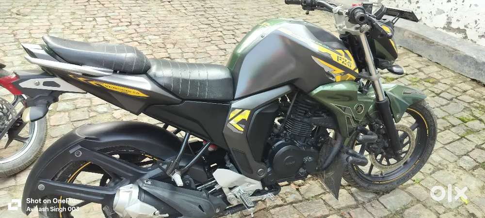 Yamaha Fzs