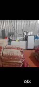Tissue napkin making machine
