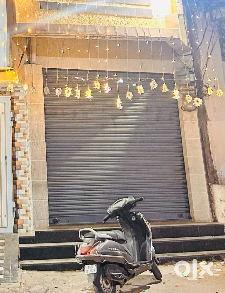 Clinic,supermarket school mulgi for rent