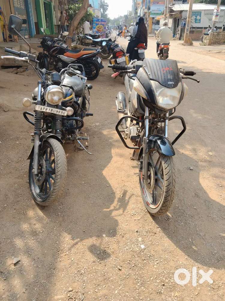 Good conduction two bikes CBZ aslo 2011 model