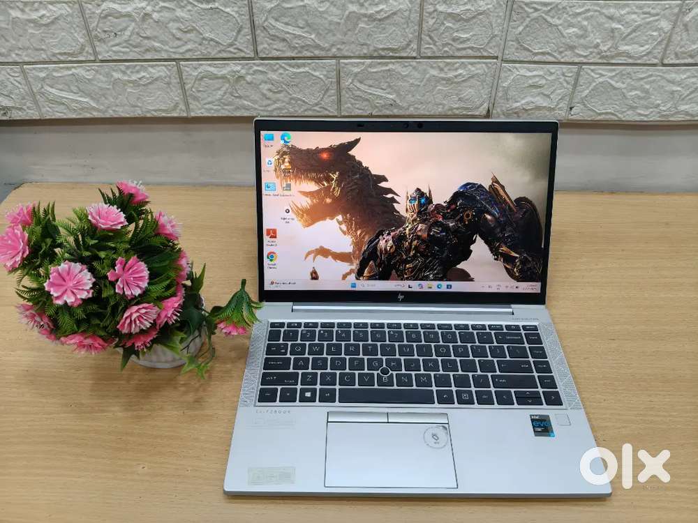 HP Elitebook 840G8 Laptop/Core i7 11th Gen/16GB Ram DDR4 Pure silver