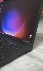Dell  – Touch screen laptop i5 •|11th generation |