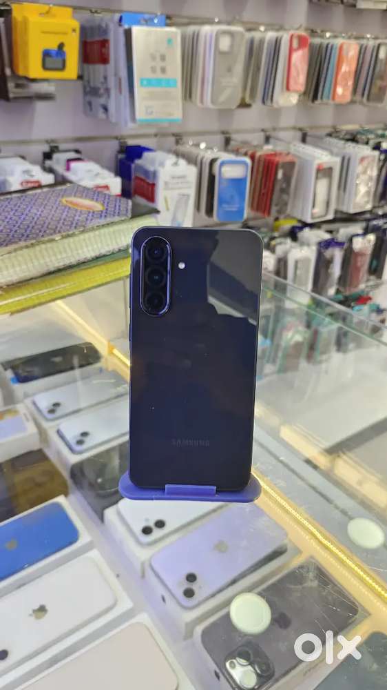 SAMSUNG A36 8/128GB WARRENTY REMANING FULL BOX