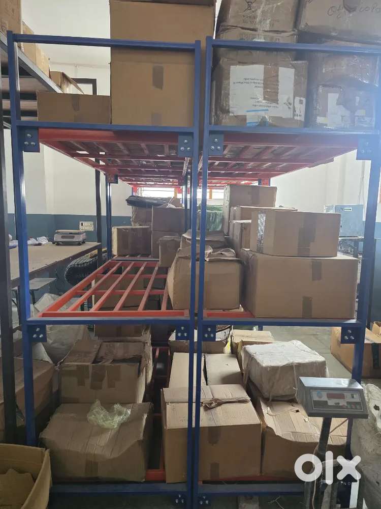 4 Racks 1 racks price is 11000