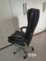 Executive Office Chair (Soft)