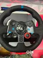 Logitech G29 steering wheel with floor Pedal