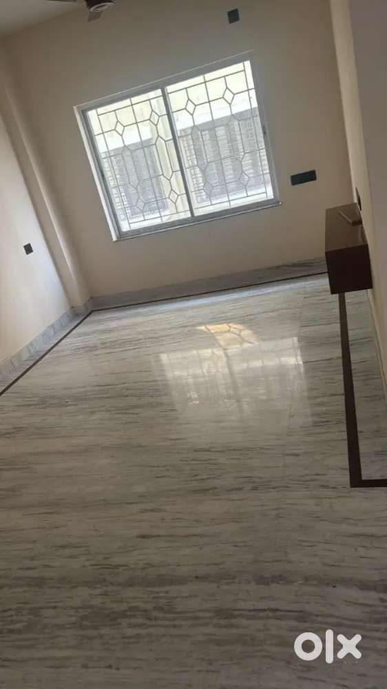 3 bhk semifurnished flat on rent.