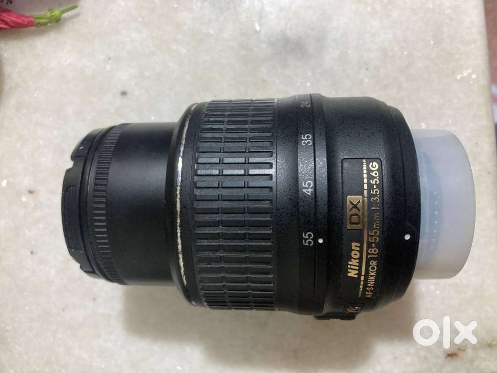 Nikon 18-55mm AF-S DX lens
