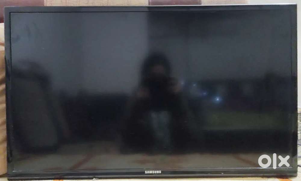 Samsung LED TV - 32 inch