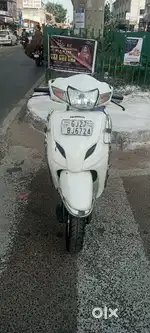 Company colour company engine original body km actually top condition