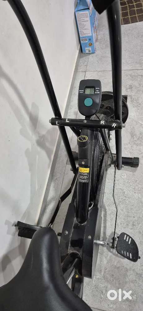 Reach AB-110 BST Air Bike Exercise Cycle – Excellent Condition