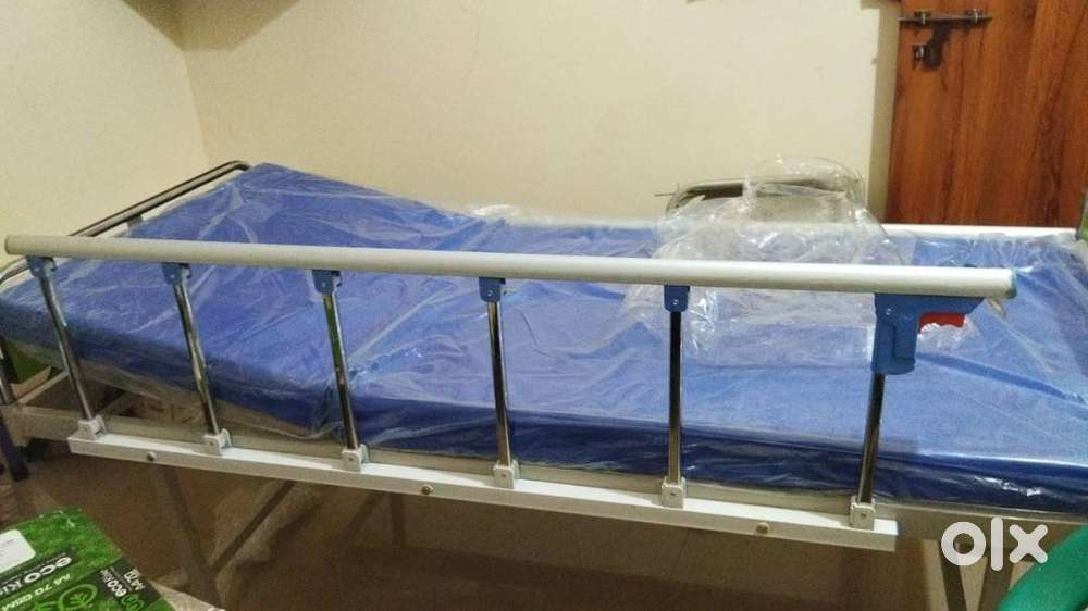 Bed with COT for Sale