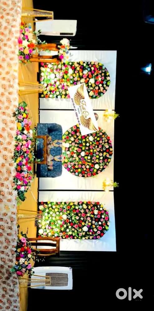 Stage decoration. 10000     all decoration