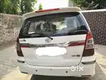 Toyota Innova 2012