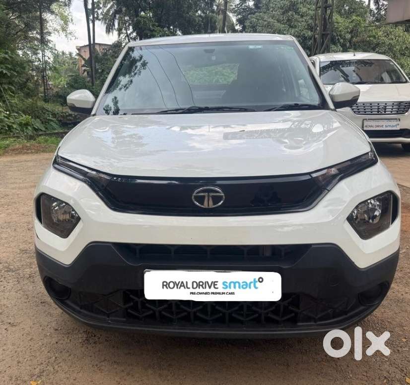 Tata Punch, 2022, Petrol