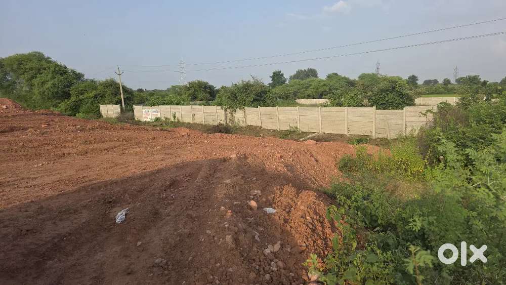 Land near to new ISBT katni