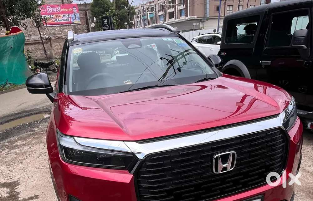 Honda Elevate ZX CVT Radiant red dual tone colour, 32000 Km Driven