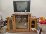 Tv samsung with heavy wooden trolley