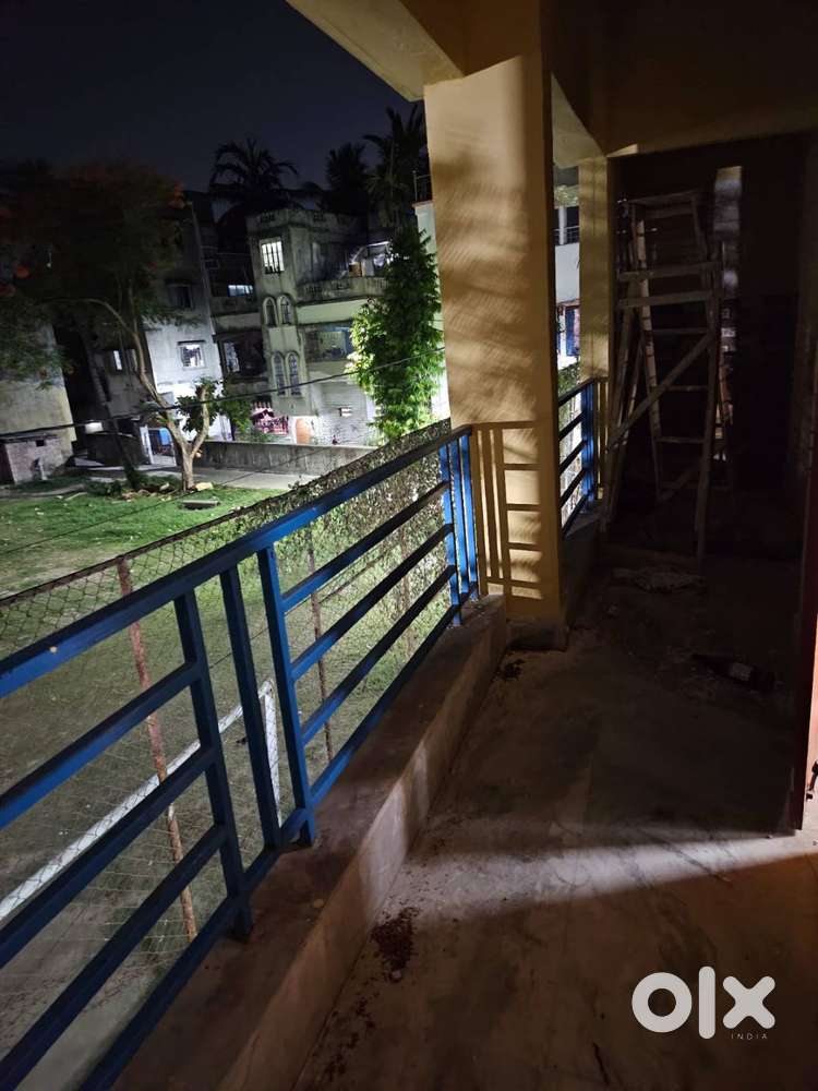 flat rent at tarulia main road near new town coal india .