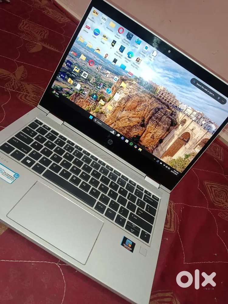 HP LAPTOP. Jisko aaj he lana hai wo he msg kare