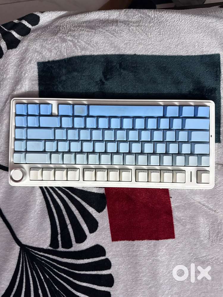 AULA F75 75% Wireless Mechanical Keyboard – Blue Gradient