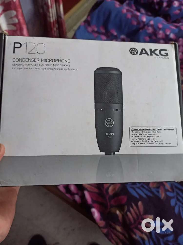 AKG P 120 Condensor Microphone with sturdy stand