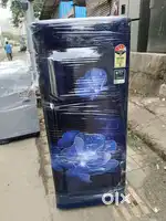 SINGLE DOOR FRIDGE AVAILABLE FOR SALE..