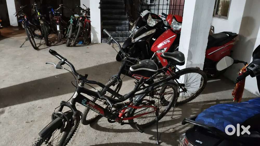 Dono cycle 5000only cash . Cycle thora purana h pr new parts lga hua h