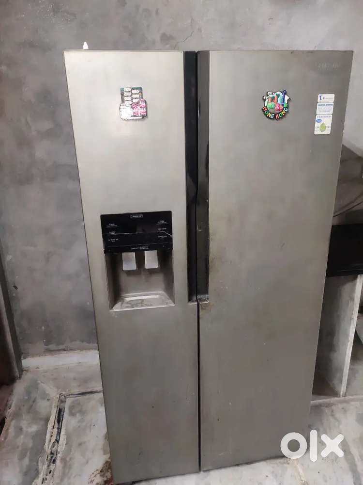 Samsung double door fridge 650 litre 7 year old for sale in working