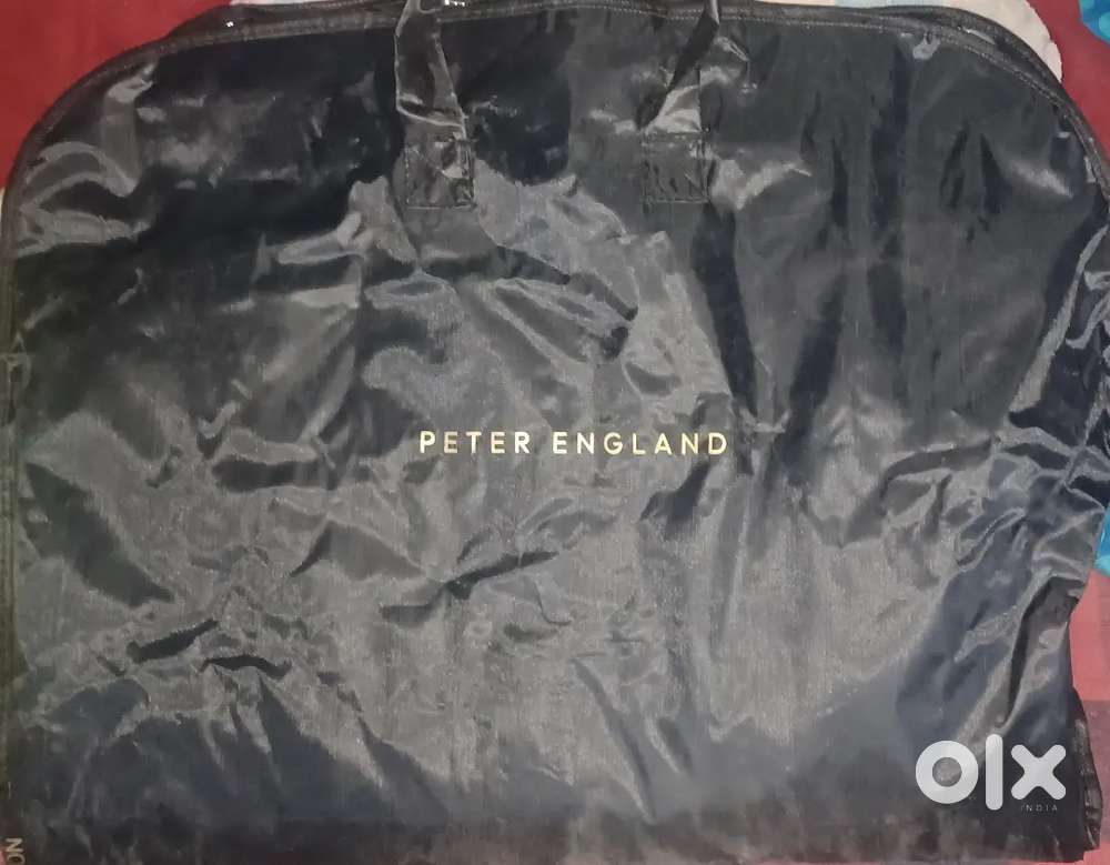 Peter england dark green three piece suit for men(Negotiable)