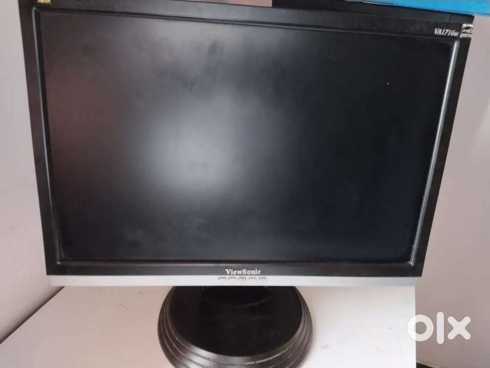 View sonic  LCD LED monitor best condition 18 inch