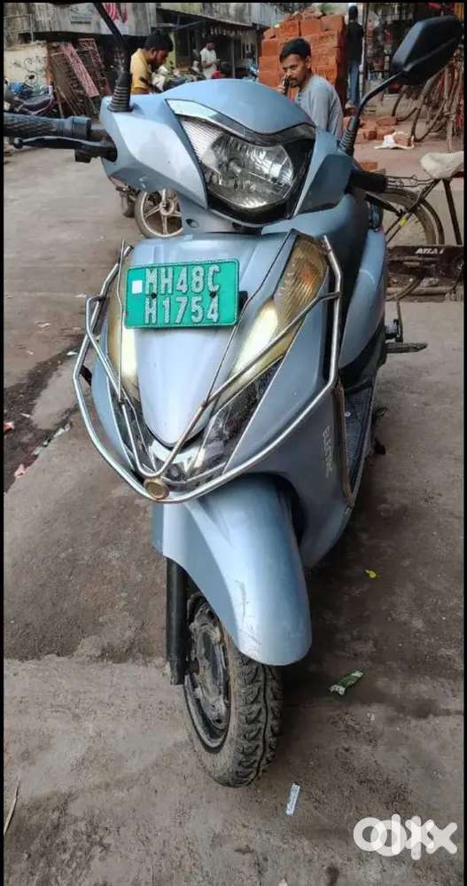 ampere magnus ex good condition electric scooter