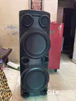 Croma Explode 2.0 Party Speaker with mic(RGB party laser light)