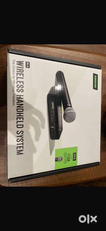 Shure BLX24/PG58 Wireless microphone system