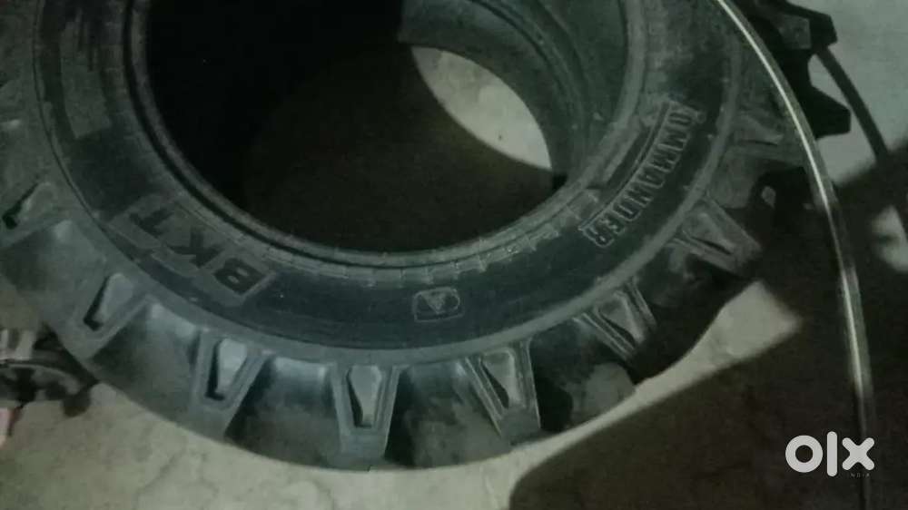 BKT tyre 13*6*28
