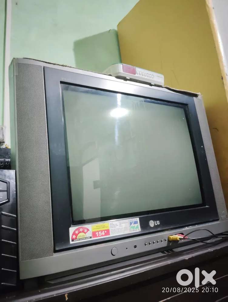 LG TV new condition okay