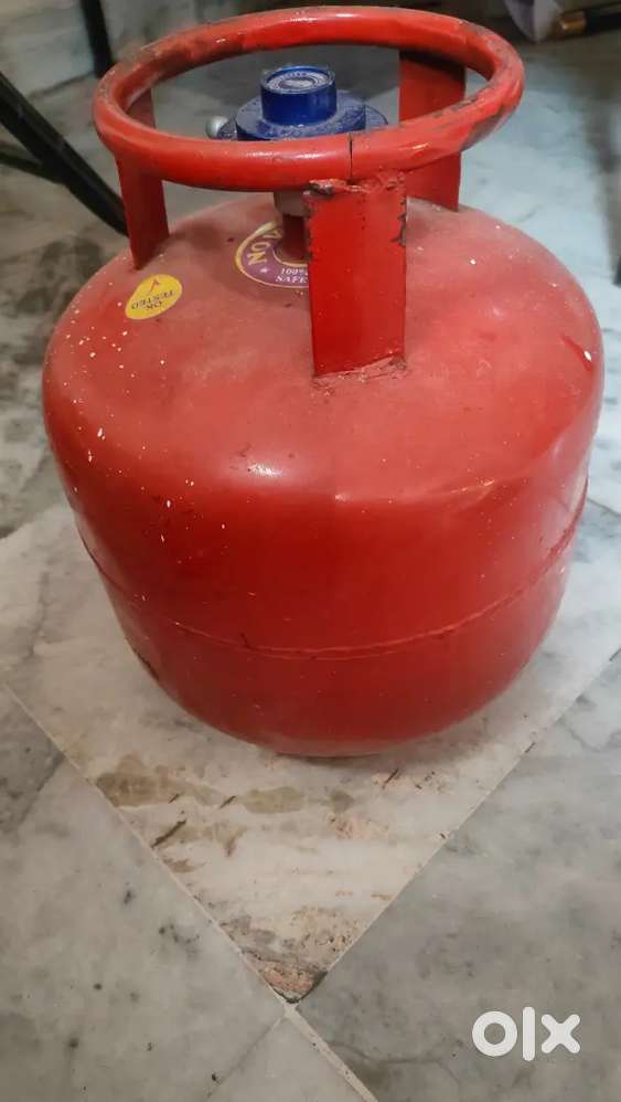 Gas cylinder