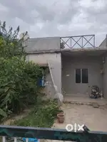 2 BHK MAKAN BECHANA HAI